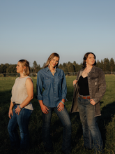 Load image into Gallery viewer, Annie-Oakley
