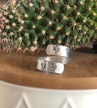 Load image into Gallery viewer, Saguaro Chain Wrap Ring
