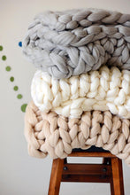 Load image into Gallery viewer, Chunky Knit Blanket
