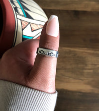 Load image into Gallery viewer, Ring
