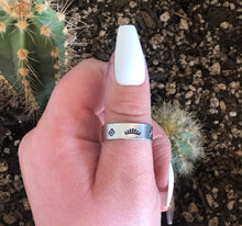 Load image into Gallery viewer, Reign Ring
