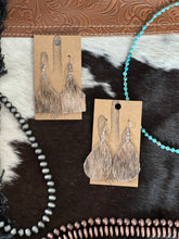 Load image into Gallery viewer, Vanilla Brindle Cattle Tag Earrings
