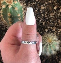 Load image into Gallery viewer, Agape Ring
