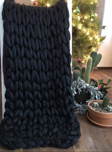 Load image into Gallery viewer, Chunky Knit Blanket
