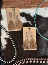 Load image into Gallery viewer, Brindle Teardrop Earrings
